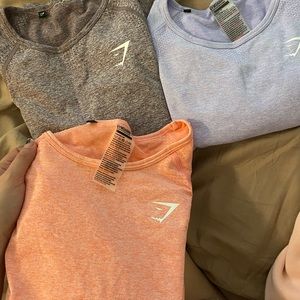 Gymshark top bundle (please read)